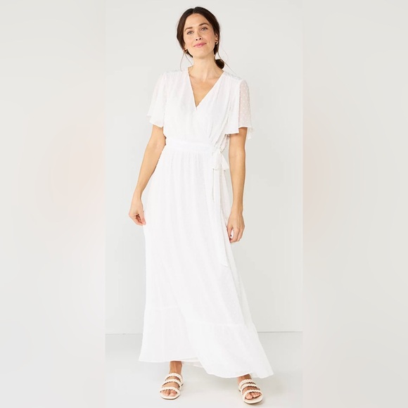 Draper James Dresses & Skirts - Draper James RSVP Swiss Dot Maxi Dress